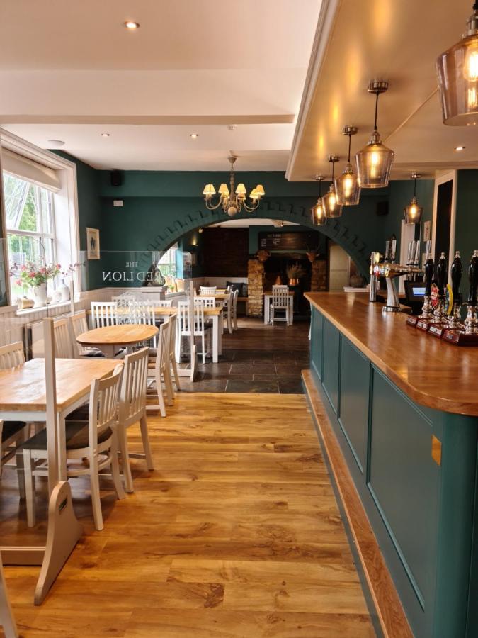 Отель The Red Lion Kilsby Экстерьер фото